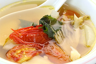 白菜とキクラゲの中華スープ